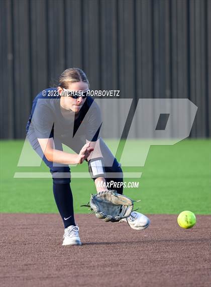 Thumbnail 3 in Wakeland @ The Colony photogallery.