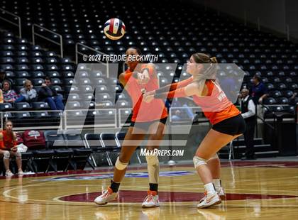 Thumbnail 3 in Johnson City vs. Wink (UIL 2A Volleyball Division I Final) photogallery.