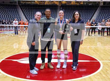 Thumbnail 1 in Johnson City vs. Wink (UIL 2A Volleyball Division I Final) photogallery.