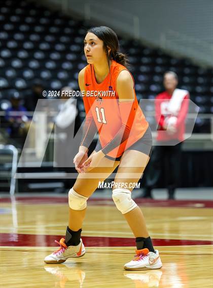 Thumbnail 3 in Johnson City vs. Wink (UIL 2A Volleyball Division I Final) photogallery.