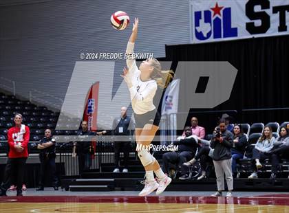 Thumbnail 2 in Johnson City vs. Wink (UIL 2A Volleyball Division I Final) photogallery.