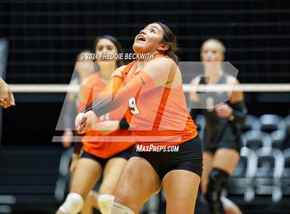 Thumbnail 3 in Johnson City vs. Wink (UIL 2A Volleyball Division I Final) photogallery.