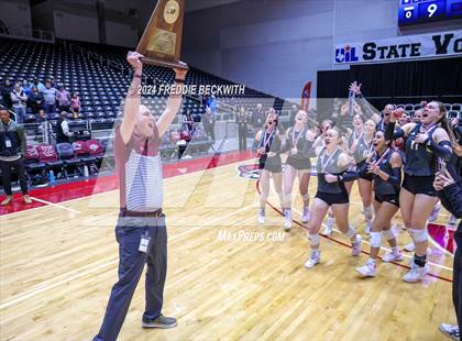 Thumbnail 1 in Johnson City vs. Wink (UIL 2A Volleyball Division I Final) photogallery.
