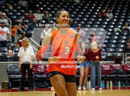 Thumbnail 2 in Johnson City vs. Wink (UIL 2A Volleyball Division I Final) photogallery.