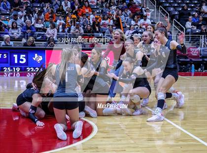 Thumbnail 3 in Johnson City vs. Wink (UIL 2A Volleyball Division I Final) photogallery.