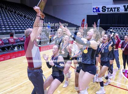 Thumbnail 2 in Johnson City vs. Wink (UIL 2A Volleyball Division I Final) photogallery.
