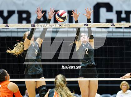 Thumbnail 1 in Johnson City vs. Wink (UIL 2A Volleyball Division I Final) photogallery.