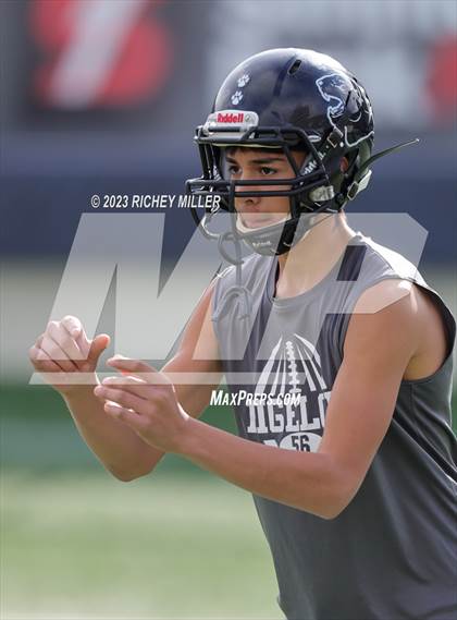 Thumbnail 3 in Bigelow vs. East Poinsett County (AAA 2A Final) photogallery.