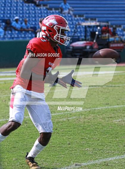 Thumbnail 2 in Cedar Grove vs. Hewitt-Trussville photogallery.