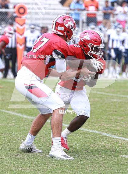 Thumbnail 2 in Cedar Grove vs. Hewitt-Trussville photogallery.