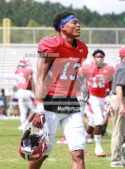 Thumbnail 1 in Cedar Grove vs. Hewitt-Trussville photogallery.