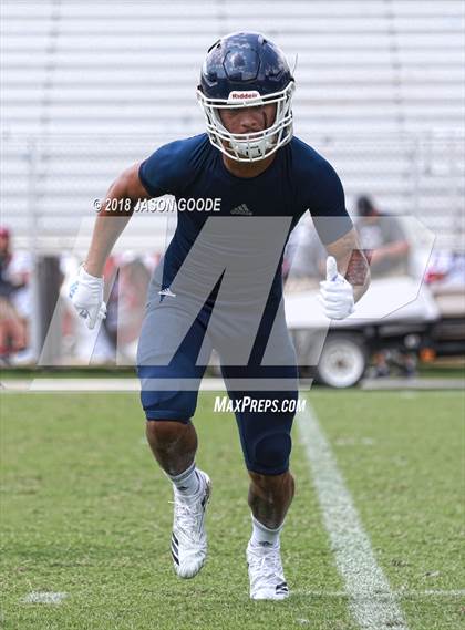 Thumbnail 3 in Cedar Grove vs. Hewitt-Trussville photogallery.