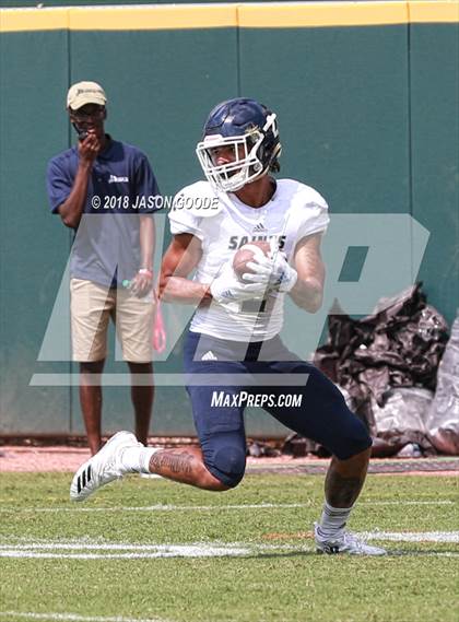 Thumbnail 3 in Cedar Grove vs. Hewitt-Trussville photogallery.