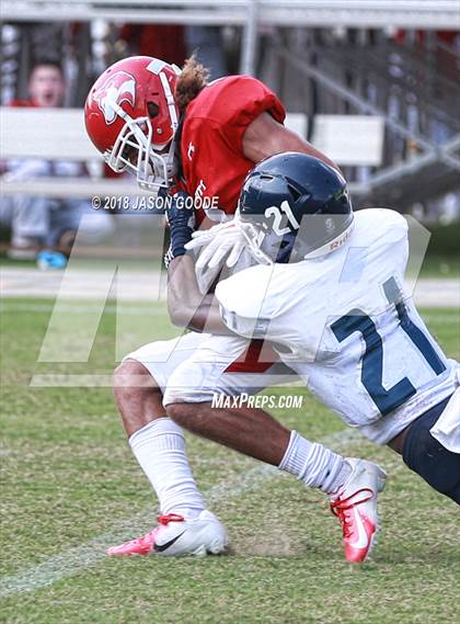 Thumbnail 1 in Cedar Grove vs. Hewitt-Trussville photogallery.