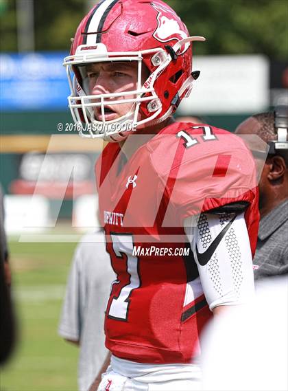 Thumbnail 3 in Cedar Grove vs. Hewitt-Trussville photogallery.