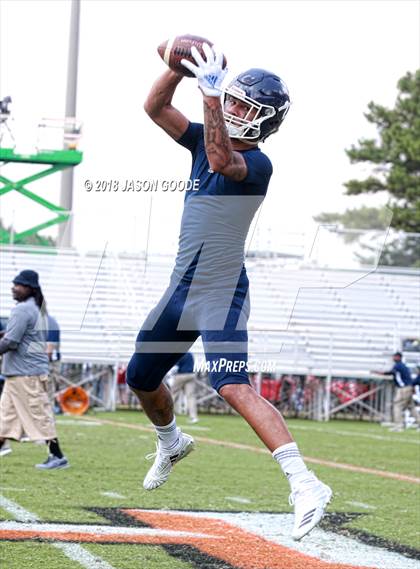 Thumbnail 3 in Cedar Grove vs. Hewitt-Trussville photogallery.