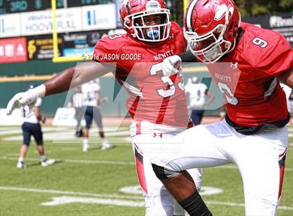 Thumbnail 3 in Cedar Grove vs. Hewitt-Trussville photogallery.