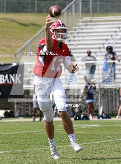 Thumbnail 2 in Cedar Grove vs. Hewitt-Trussville photogallery.