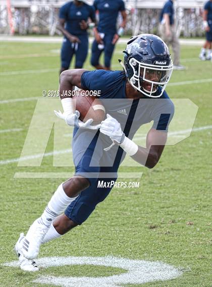 Thumbnail 1 in Cedar Grove vs. Hewitt-Trussville photogallery.