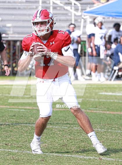 Thumbnail 1 in Cedar Grove vs. Hewitt-Trussville photogallery.
