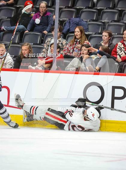 Thumbnail 2 in Denver East vs Valor Christian (CHSAA 5A State Final) photogallery.