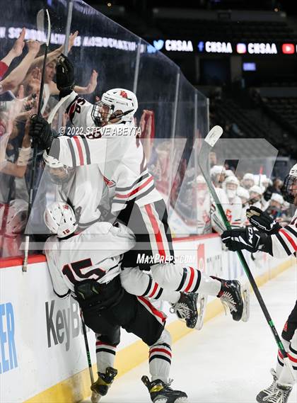 Thumbnail 3 in Denver East vs Valor Christian (CHSAA 5A State Final) photogallery.