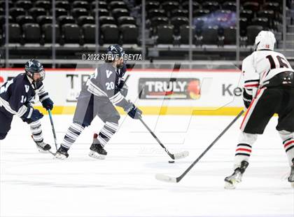Thumbnail 2 in Denver East vs Valor Christian (CHSAA 5A State Final) photogallery.