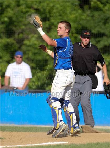 Thumbnail 1 in Highlands vs Newport Central Catholic (36th District Championhip) photogallery.