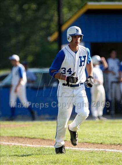 Thumbnail 3 in Highlands vs Newport Central Catholic (36th District Championhip) photogallery.