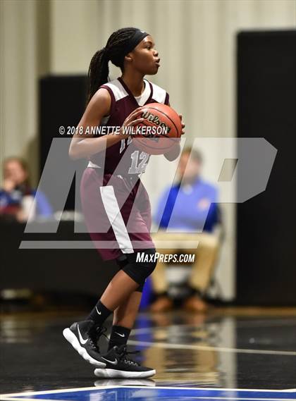 Thumbnail 2 in Trinity Christian Academy vs. Bishop McLaughlin Catholic photogallery.