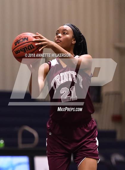 Thumbnail 2 in Trinity Christian Academy vs. Bishop McLaughlin Catholic photogallery.