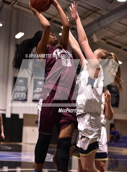 Thumbnail 2 in Trinity Christian Academy vs. Bishop McLaughlin Catholic photogallery.