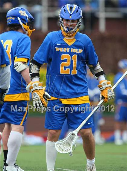 Thumbnail 3 in West Islip @ Chaminade photogallery.