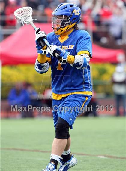 Thumbnail 2 in West Islip @ Chaminade photogallery.