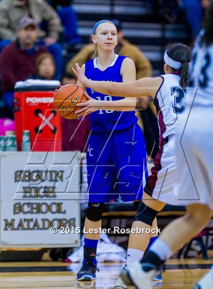 Thumbnail 3 in Jarrell vs. Mathis (3A Regional Semi-Final) photogallery.