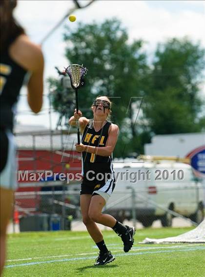 Thumbnail 2 in Shoreham-Wading River vs. Honeoye Falls-Lima (NYSPHSAA Class C Semifinal) photogallery.