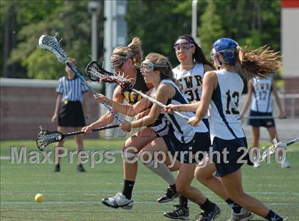 Thumbnail 1 in Shoreham-Wading River vs. Honeoye Falls-Lima (NYSPHSAA Class C Semifinal) photogallery.