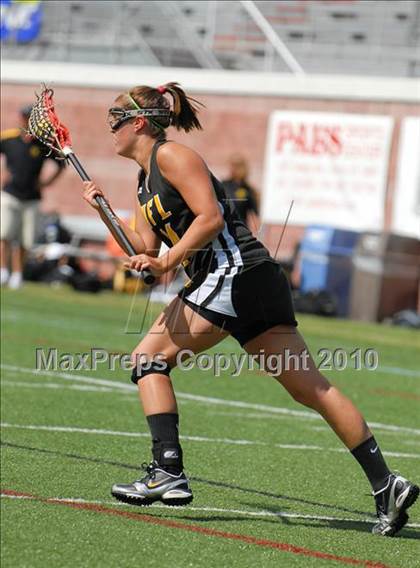 Thumbnail 3 in Shoreham-Wading River vs. Honeoye Falls-Lima (NYSPHSAA Class C Semifinal) photogallery.