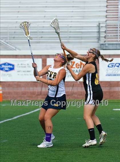 Thumbnail 1 in Shoreham-Wading River vs. Honeoye Falls-Lima (NYSPHSAA Class C Semifinal) photogallery.