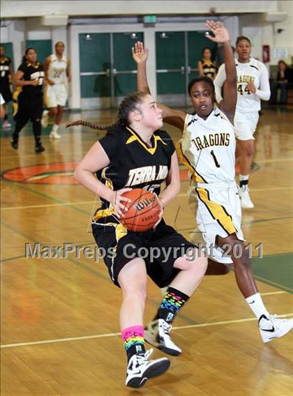 Thumbnail 2 in Terra Nova vs. Bishop O'Dowd (West Coast Jamboree) photogallery.