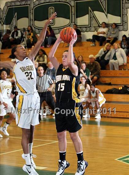 Thumbnail 2 in Terra Nova vs. Bishop O'Dowd (West Coast Jamboree) photogallery.
