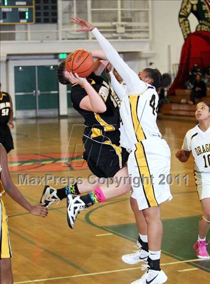 Thumbnail 1 in Terra Nova vs. Bishop O'Dowd (West Coast Jamboree) photogallery.