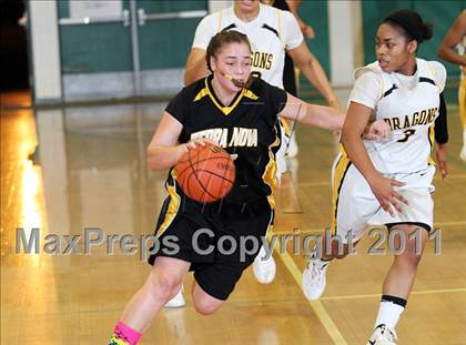Thumbnail 2 in Terra Nova vs. Bishop O'Dowd (West Coast Jamboree) photogallery.