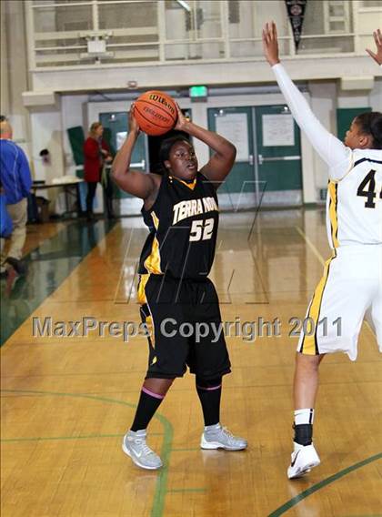 Thumbnail 1 in Terra Nova vs. Bishop O'Dowd (West Coast Jamboree) photogallery.