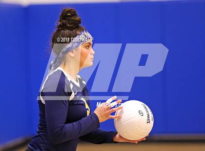 Thumbnail 2 in East Hampton vs. Hartford Magnet Trinity College Academy (CIAC Class S 1st Round) photogallery.