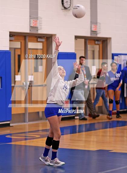 Thumbnail 2 in East Hampton vs. Hartford Magnet Trinity College Academy (CIAC Class S 1st Round) photogallery.