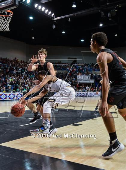 Thumbnail 3 in Bentonville vs. Cabot (AAA 7A Final) photogallery.