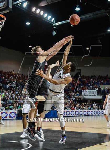 Thumbnail 1 in Bentonville vs. Cabot (AAA 7A Final) photogallery.