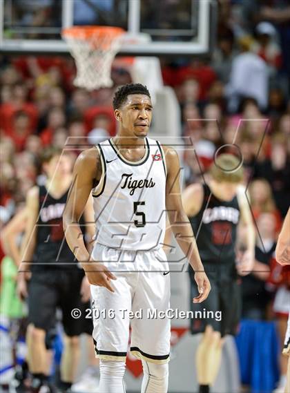 Thumbnail 2 in Bentonville vs. Cabot (AAA 7A Final) photogallery.