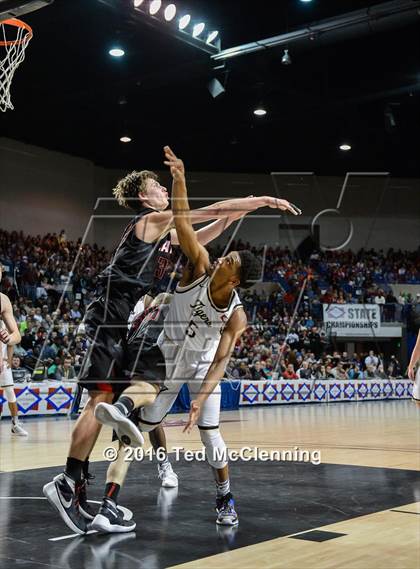 Thumbnail 2 in Bentonville vs. Cabot (AAA 7A Final) photogallery.